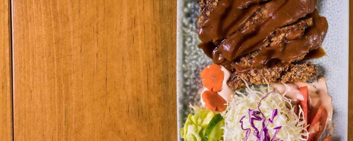 Langkah demi langkah membuat chicken katsu renyah, siap dijual sebagai menu andalan restoran