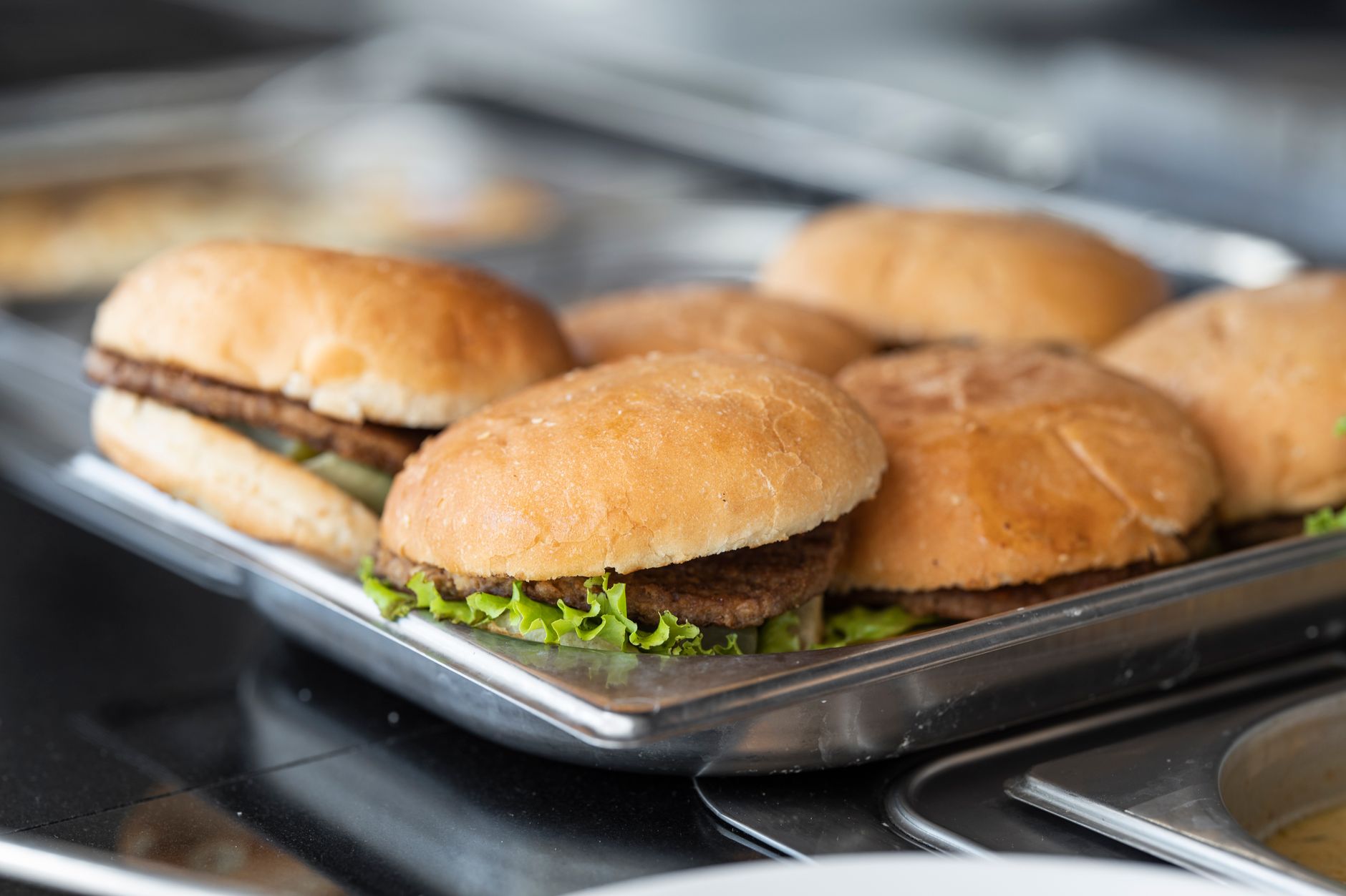 Harga Cheese Burger McD Ala Carte: info terbaru, harga, ukuran, dan pilihan topping.